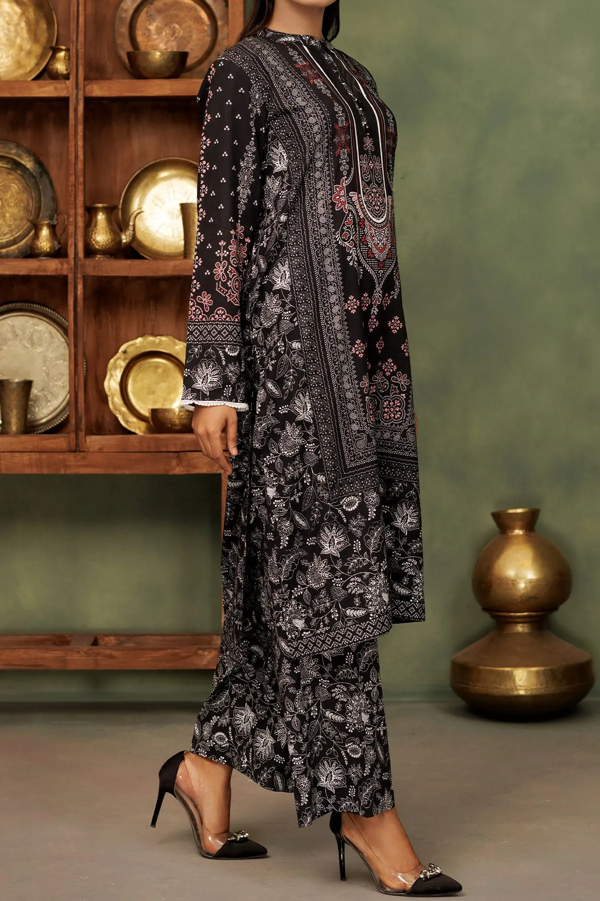 2 PIECE UNSTITCHED LAWN | UN-DPC-359