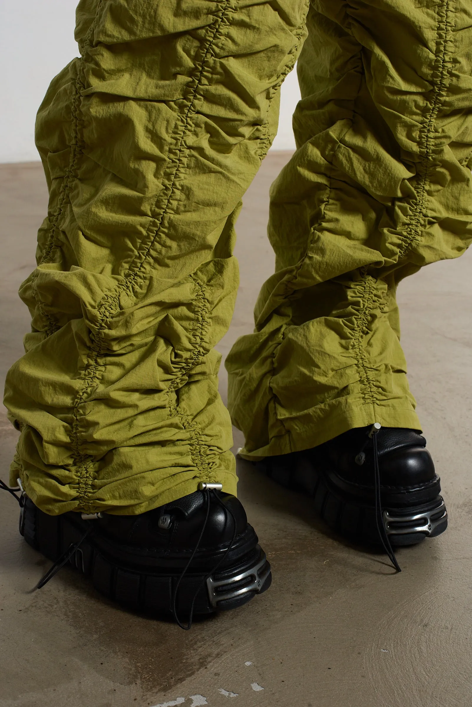 Bungee Parachute Pant Green