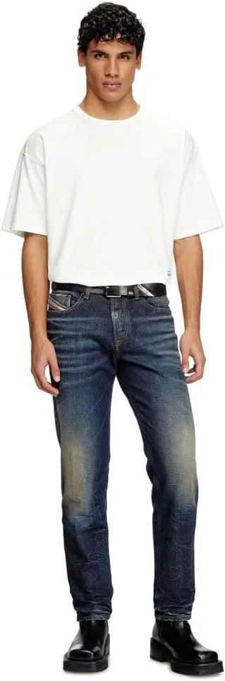 Diesel 2023 D-FINITIVE Regular Jeans