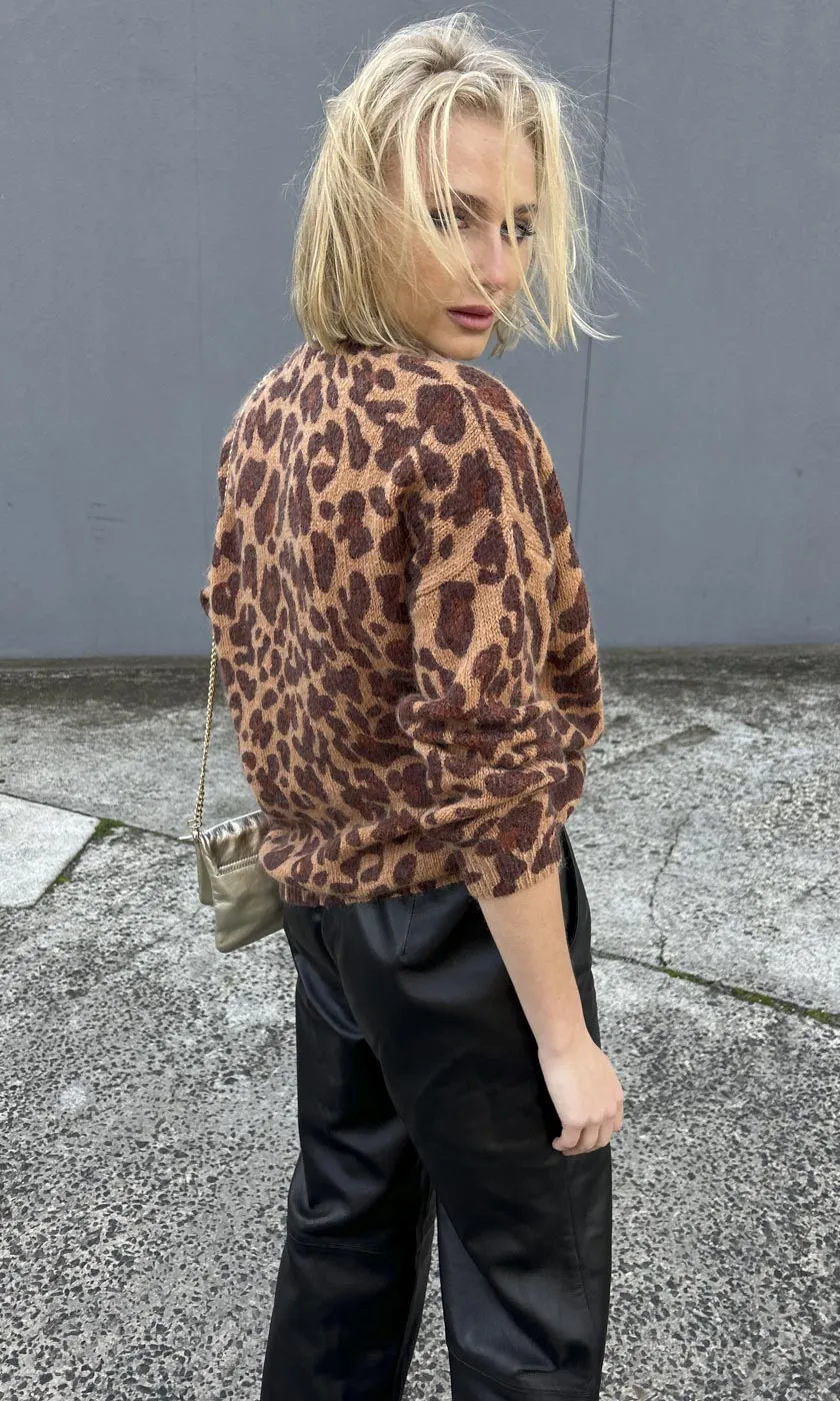 Sezane Camel Animal Crew