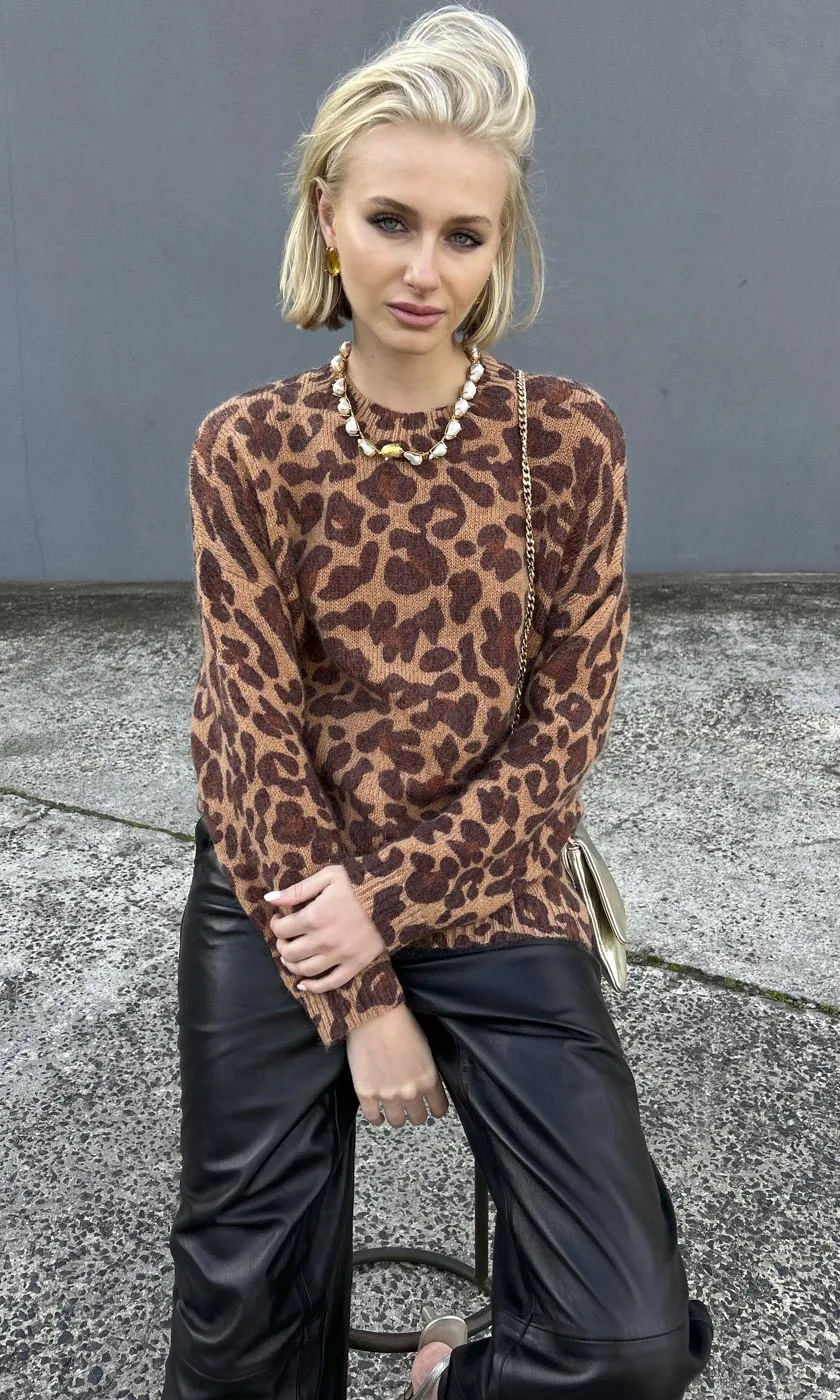 Sezane Camel Animal Crew